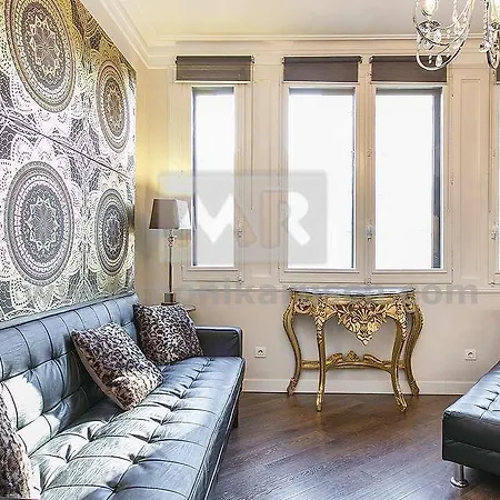 Arago 345 Apartment *
